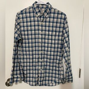 Tailored by J. Crew button down long
Sleeve blue white plaid casual shirt